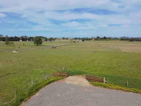 96 Farm Road, Waipukurau
