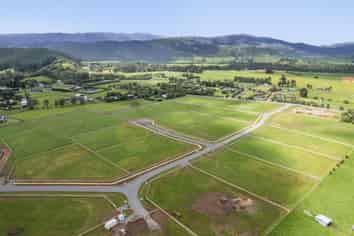 407 Tararua Road, LEVIN