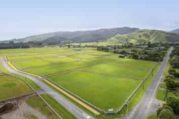 407 Tararua Road, LEVIN