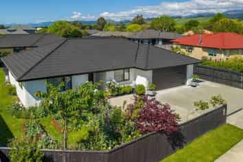 6 George Fyfe Way, WAKEFIELD