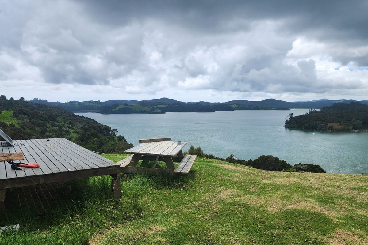 Two Beaches – Consent for House & Boathouse - Vaade 5