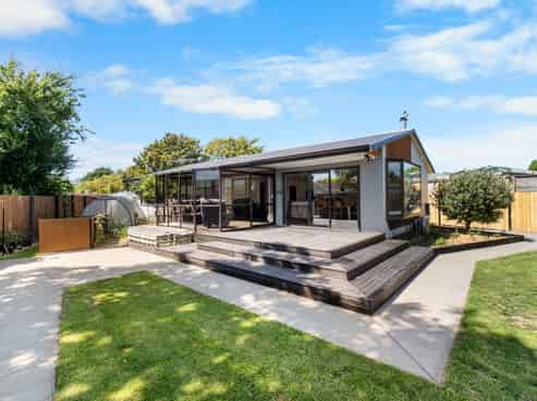 14 Warren Crescent, Hillmorton