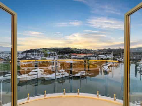 58-68 Harbour Village Drive, Gulf Harbour
