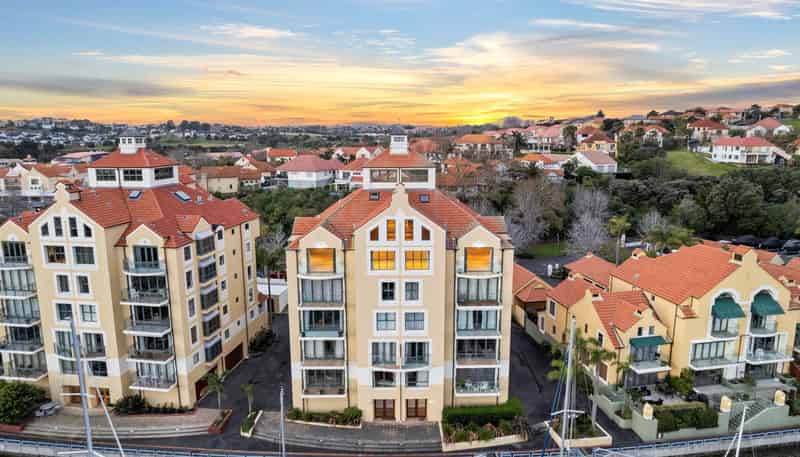 58-68 Harbour Village Drive, Gulf Harbour