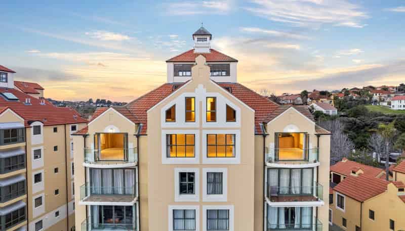 58-68 Harbour Village Drive, Gulf Harbour