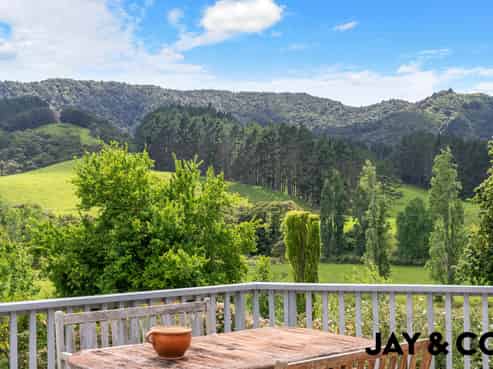 525 Ness Valley Road, Ness Valley