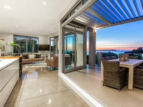 32 Roys Road, Plimmerton