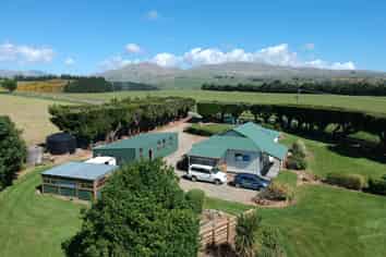 1331 Livingstone-duntroon Road, Livingstone