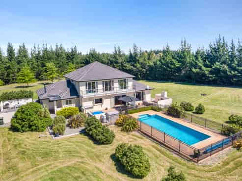 16 Harpers Road, Loburn