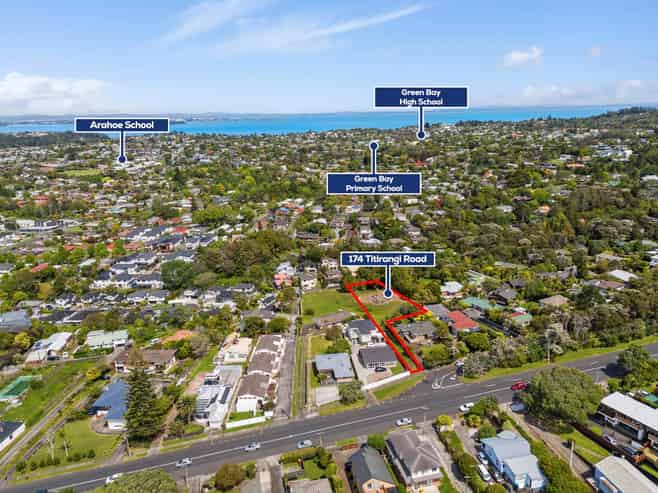 174 Titirangi Road, New Lynn