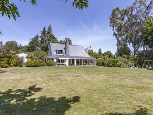 426 Riverside Road, Okuku