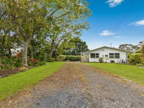 58 Bays Road, Orere Point