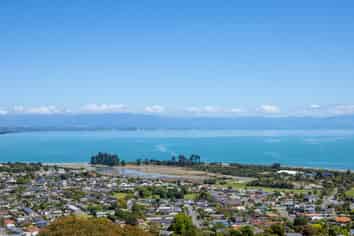 7 Atarau Way, Tahunanui