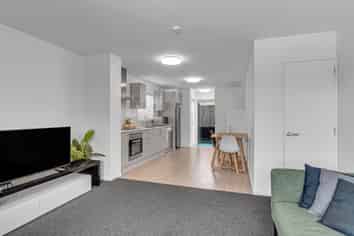 8/116 Stanmore Road, Linwood