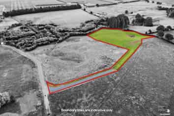 640C Waiuku Road, Puni