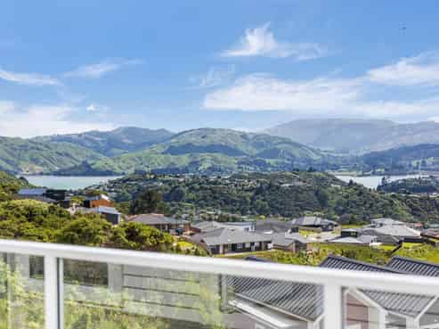 16 Kopua Place, Whitby