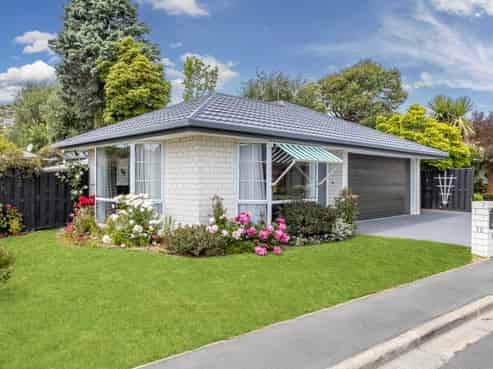 12 Castle Way, Beckenham