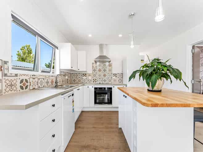198 Mahurangi East Road, Snells Beach