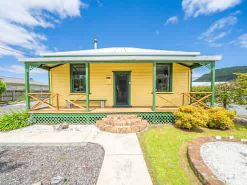 9 King Street, Hikurangi