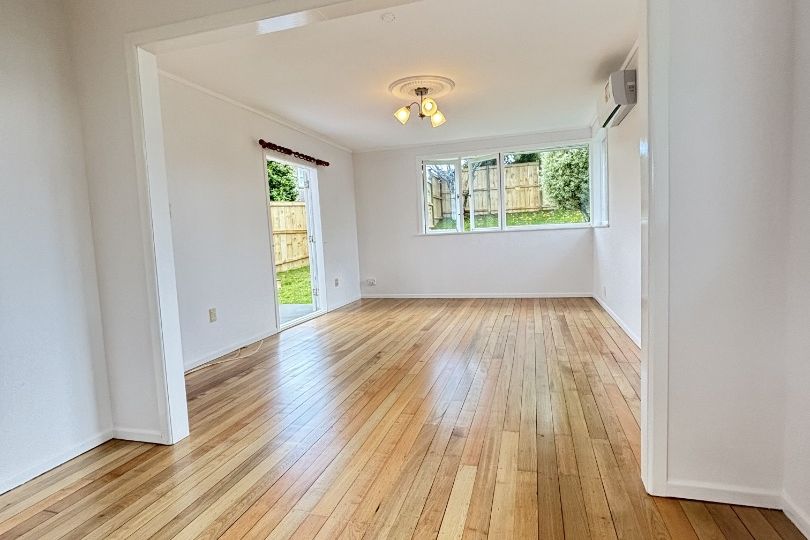 Newly Renovated Spacious Rental in the Current Zones of Westlake Boys and Girls High Schools - Widok 2
