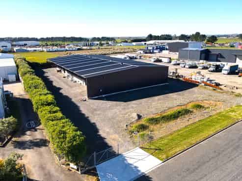 Near New Big Warehouse & Yard