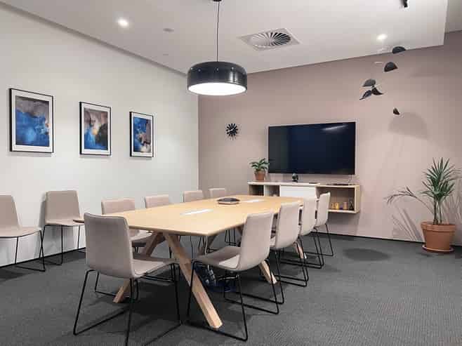 Office space for 10 persons in 50 Albert St