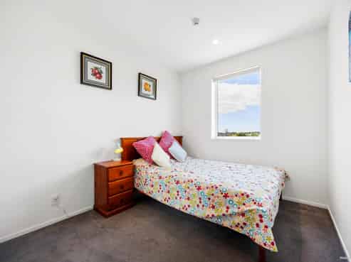 308/1B Soljak Place, Mount Albert