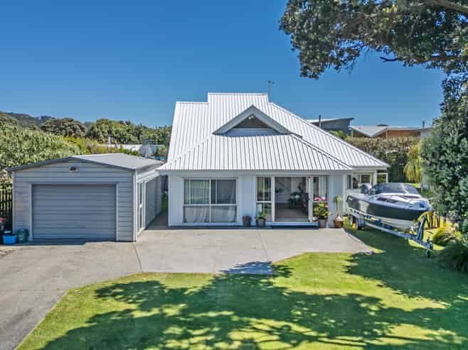 15 Moray Place, Whiritoa