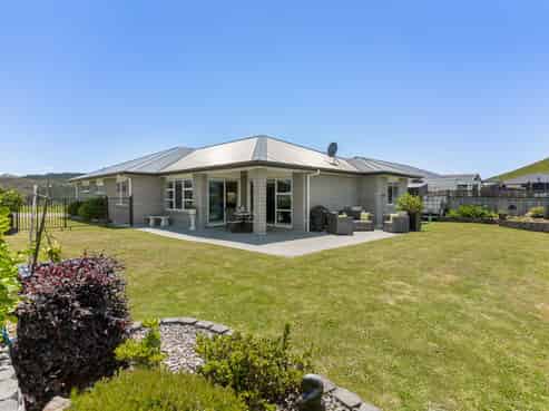 17 Manatu Close, Whangamata