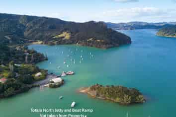 14 Campbell Road, TOTARA NORTH