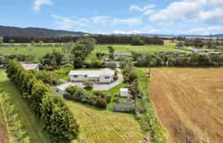 725 One Tree Point Road, One Tree Point