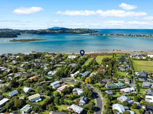 40 and 42 Waimanu Place, Point Wells