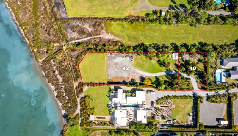 40 and 42 Waimanu Place, Point Wells