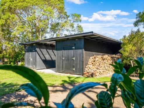 40 and 42 Waimanu Place, Point Wells
