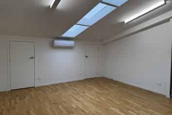 Immediate Possession $200K Below Replacement Cost