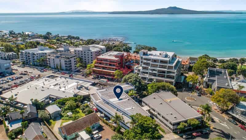 Level 1/132 Hurstmere Road, Takapuna