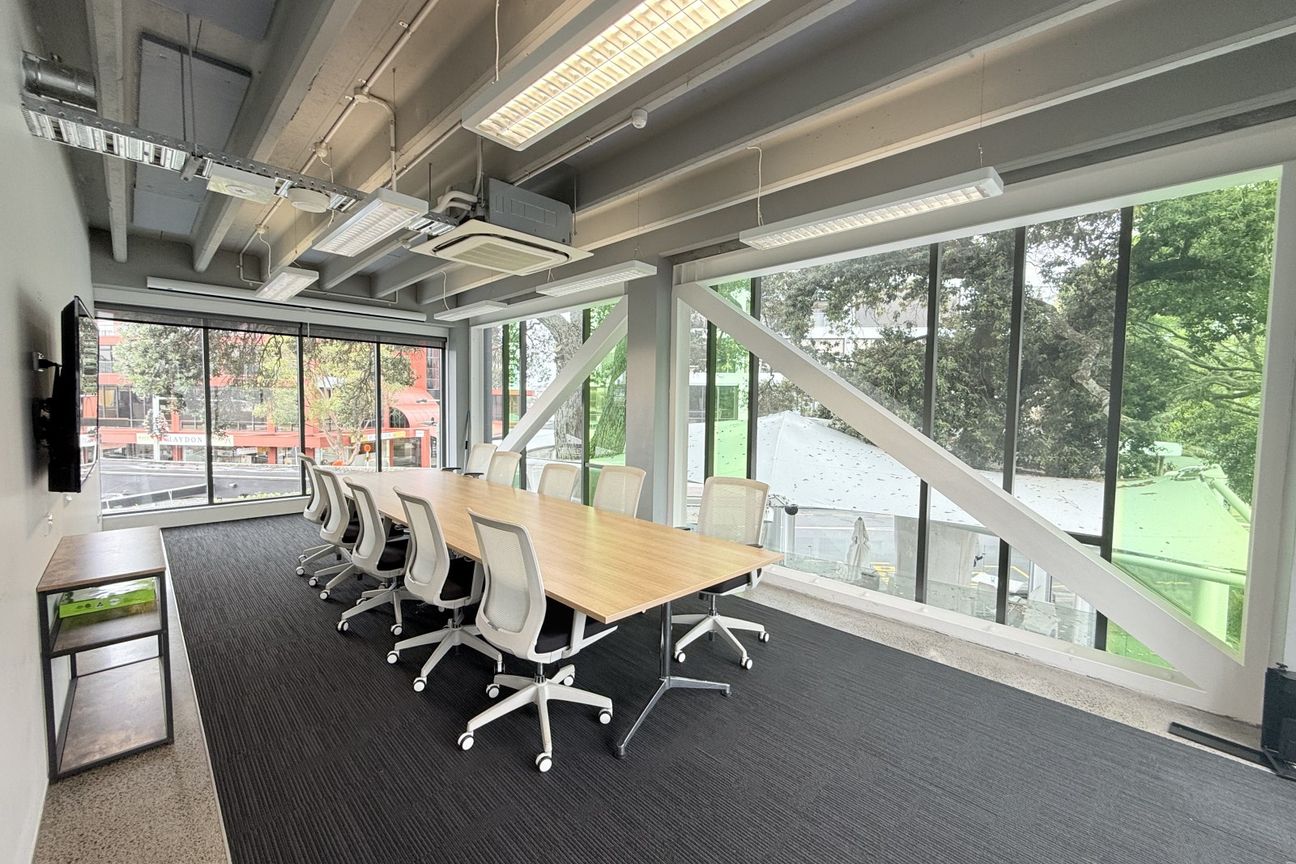 Takapuna Central Office, flexible sizes - Vista 3