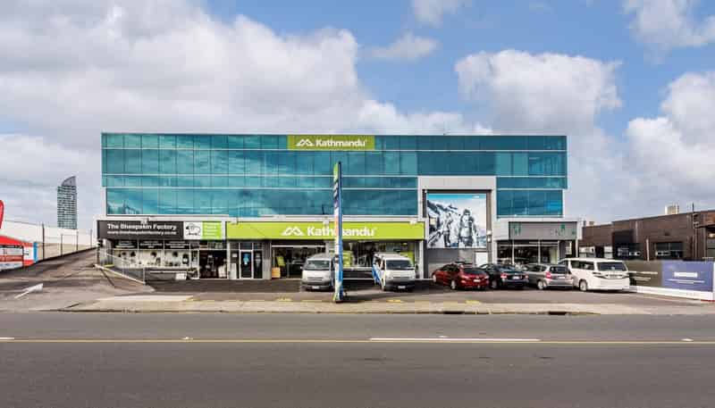 B1/34 Barrys Point Road, Takapuna