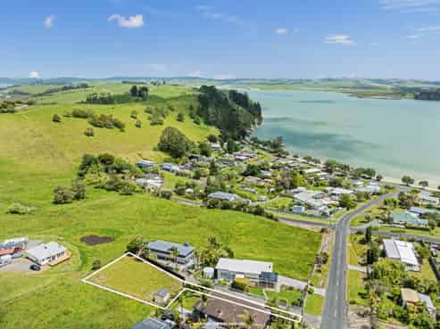 26 Oxford Street, Whakapirau