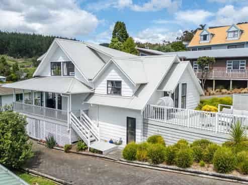 127 Tuna Place, Onemana