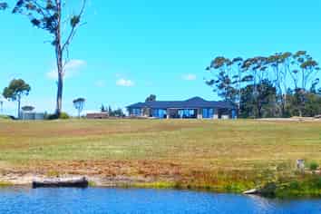 4 Bill Haines Avenue, Lake Ohia