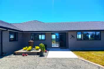 4 Bill Haines Avenue, Lake Ohia