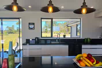 4 Bill Haines Avenue, Lake Ohia