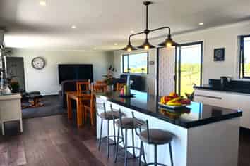 4 Bill Haines Avenue, Lake Ohia