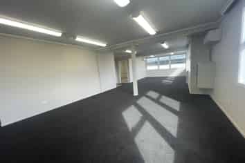 Prime Office Opportunity on Rosebank Road