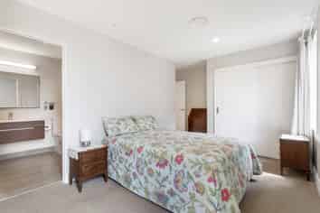404/26 Library Lane, Albany