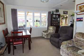 8 Conlon Street, Reefton