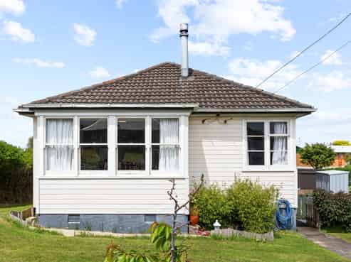 10 Allenby Avenue, Liberton