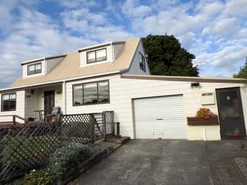 103e Barrett Road, Whalers Gate