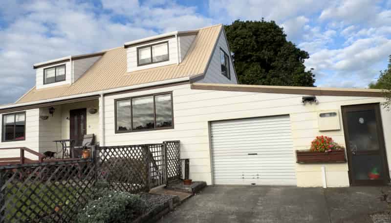 103e Barrett Road, Whalers Gate